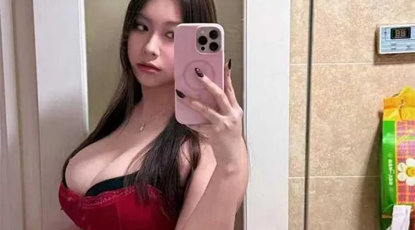 抖音网红 小灿健身版 最新私拍福利 核弹级巨乳激情裸舞 疯狂甩奶屏幕装不下啦!