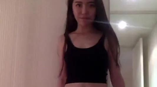 高颜值中国留学生背着男友偷吃洋屌 暴力扩张调教完美露脸 被手掌啤酒瓶轮插双穴 尺度相当炸裂!