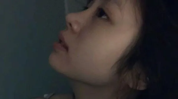 抖音极品嫩妹 葫芦呼噜 私密视频流出 肤白貌美三点粉嫩 露脸口交 后入翘臀 淫叫不断!