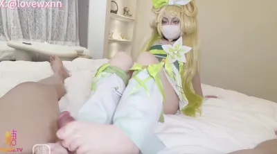 小欣奈 - 淫魔老师家访见色起意内射维里奈女高 嫩嫩的小白虎太紧了 插出淫荡的白浆中出子宫